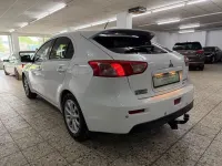 Gebraucht Mitsubishi Lancer Edition 117 PS (86 kW) 2011 Weiß Limousine