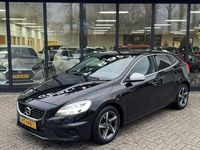 Gebraucht Volvo V40 Business Edition 150 PS (110 kW) 2018 Schwarz Limousine