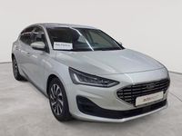 Gebraucht Ford Focus Titanium 120 PS (88 kW) 2023 Moondust silber metallic Limousine