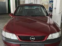 Gebraucht Opel Vectra 75 PS (55 kW) 1996 Rot Limousine