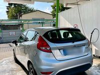 Gebraucht Ford Fiesta 75 PS (55 kW) 2012 Grün Kleinwagen