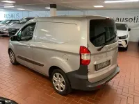 Gebraucht Ford Transit Trend 75 PS (55 kW) 2018 Polsrsilbermet (metallic) Van