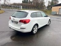 Gebraucht Opel Astra 140 PS (102 kW) 2011 Kombi