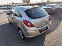 Gebraucht Opel Corsa 90 PS (66 kW) 2009 Silber Kleinwagen