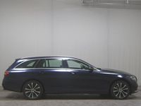 Gebraucht Mercedes E300 Avantgarde 306 PS (225 kW) 2022 Schwarz Kombi