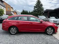 Gebraucht Hyundai i30 Premium 140 PS (102 kW) 2019 Rot Kombi