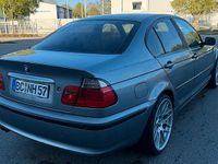Gebraucht BMW 318 143 PS (105 kW) 2002 Grau Limousine