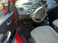 Second-hand Renault Twingo 60 CP (44 kW) 2011 Roșu Hatchback