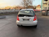 Gebraucht Mercedes A170 Elegance 116 PS (85 kW) 2004 Silber Van / Kleinbus