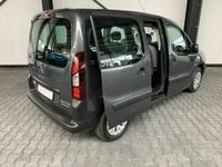 Gebraucht Citroën Berlingo Feel 75 PS (55 kW) 2016 Grau metallic Van / Kleinbus