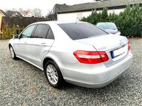 Gebraucht Mercedes E220 170 PS (125 kW) 2010 Silber Limousine
