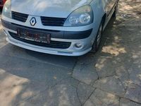 Używany Renault Clio II 101 KM (74 kW) 2004 Srebrny Hatchback