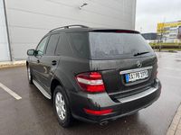 Gebraucht Mercedes ML300 204 PS (150 kW) 2010 SUV