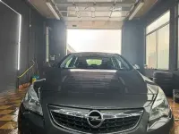 Gebraucht Opel Astra Edition 116 PS (85 kW) 2010 Grau Limousine