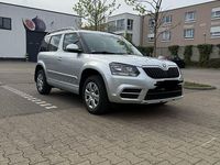 Gebraucht Skoda Yeti Cool Edition 110 PS (80 kW) 2016 Silber SUV