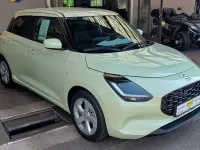 Neu Suzuki Swift Comfort 83 PS (61 kW) 2026 Gelb Kleinwagen