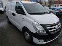 Gebraucht Hyundai H-1 136 PS (100 kW) 2018 Weiss Van / Kleinbus