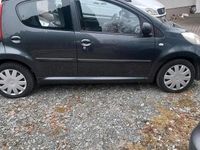 Gebraucht Peugeot 107 70 PS (51 kW) 2006 Grau Kleinwagen