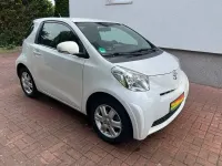 Gebraucht Toyota iQ 68 PS (50 kW) 2011 Weiß Kleinwagen