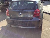 Gebraucht BMW 120 Sport Line 170 PS (125 kW) 2007 Sparkling graphite metallic Kleinwagen