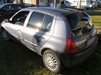 Gebraucht Renault Clio II 80 PS (58 kW) 1999 Violet Kleinwagen