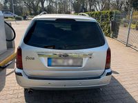 Gebraucht Ford Focus 101 PS (74 kW) 2005 Silber Kombi