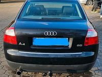 Gebraucht Audi A4 130 PS (95 kW) 2001 Schwarz Limousine