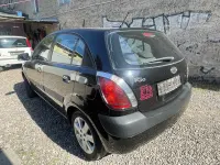 Gebraucht Kia Rio EX 97 PS (71 kW) 2007 Schwarz Limousine