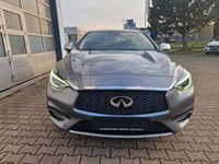 gebraucht Infiniti Q30 1.5d Autom. Premium City Black Navi/LED/SHZ