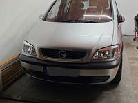 Gebraucht Opel Zafira 147 PS (108 kW) 2000 Silber Van / Kleinbus