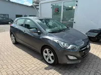 Gebraucht Hyundai i30 Trend 110 PS (80 kW) 2017 Grau Limousine