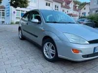 Gebraucht Ford Focus 101 PS (74 kW) 1999 Silber Kleinwagen