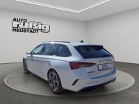 Gebraucht Skoda Octavia RS 245 PS (180 kW) 2024 Moonweiss metallic Kombi
