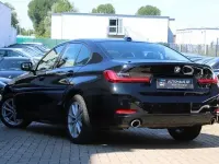 Gebraucht BMW 318 Shadowline 156 PS (114 kW) 2024 Schwarz Limousine