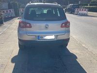 Gebraucht VW Tiguan Trendline 140 PS (102 kW) 2009 Silber SUV