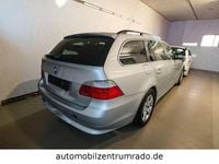 Gebraucht BMW 525 197 PS (144 kW) 2007 Silber Kombi