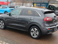 gebraucht Kia e-Niro NiroSpirit 64kWh CCS Kamera Wärmepumpe LED