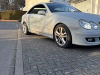 Gebraucht Mercedes CLK320 Avantgarde 224 PS (164 kW) 2005 Grau Coupé