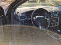 Gebraucht Ford Focus Sport 116 PS (85 kW) 2005 Schwarz Limousine