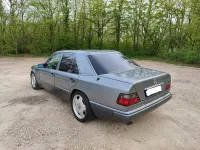 Gebraucht Mercedes 220 220 PS (161 kW) 1992 Grau Limousine