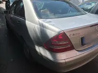 Gebraucht Mercedes C220 2001 Silber Limousine