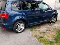 Gebraucht VW Touran Cup 105 PS (77 kW) 2014 Blau Van / Kleinbus