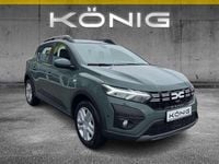 Gebraucht Dacia Sandero Expression 91 PS (66 kW) 2024 Safarigrüngrau Limousine