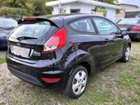Gebraucht Ford Fiesta Trend 80 PS (58 kW) 2013 Schwarz Kleinwagen
