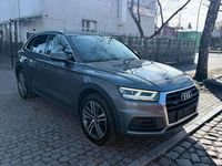Gebraucht Audi Q5 Basis 190 PS (139 kW) 2019 Grau SUV