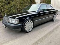 Gebraucht Mercedes 190 122 PS (89 kW) 1990 Schwarz Limousine