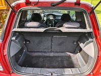 Second-hand Mini Cooper Chili 90 CP (66 kW) 2006 Roșu Hatchback