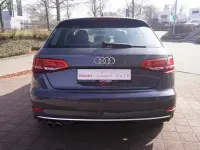 Gebraucht Audi A3 Ambiente 150 PS (110 kW) 2018 Grau Limousine