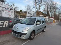 Gebraucht Renault Kangoo Happy Family 68 PS (50 kW) 2010 Grau Van / Kleinbus