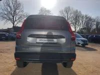 Neu Dacia Jogger Extreme 141 PS (103 kW) 2025 Dolomitgrau Van / Kleinbus